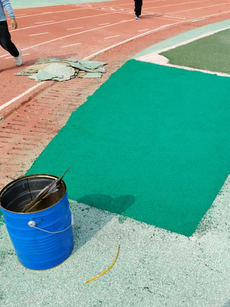 唐山球场翻新修补改造专项服务介绍